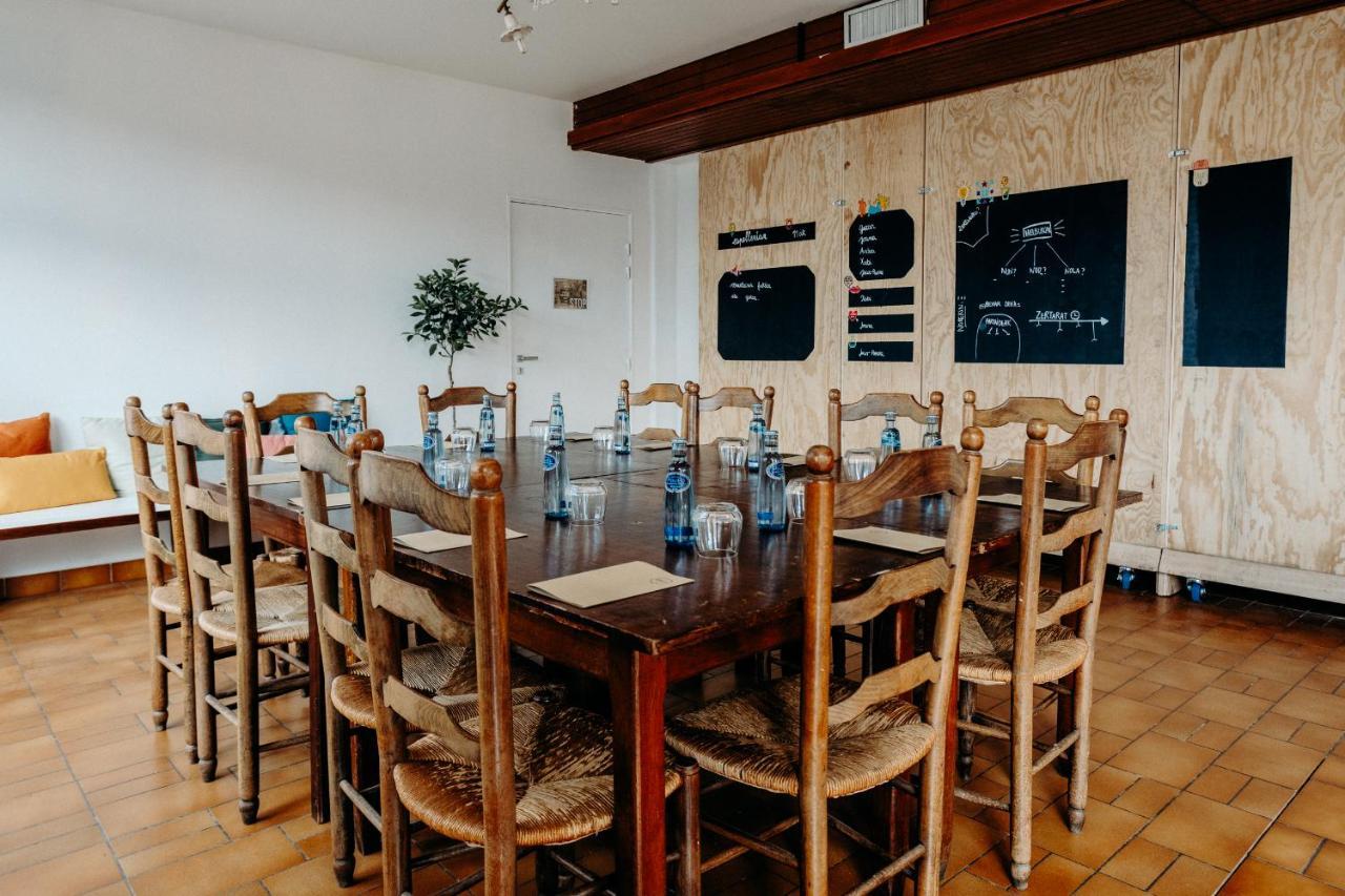 Logis Hotel Restaurant Espelletenia Larceveau-Arros-Cibits Екстер'єр фото