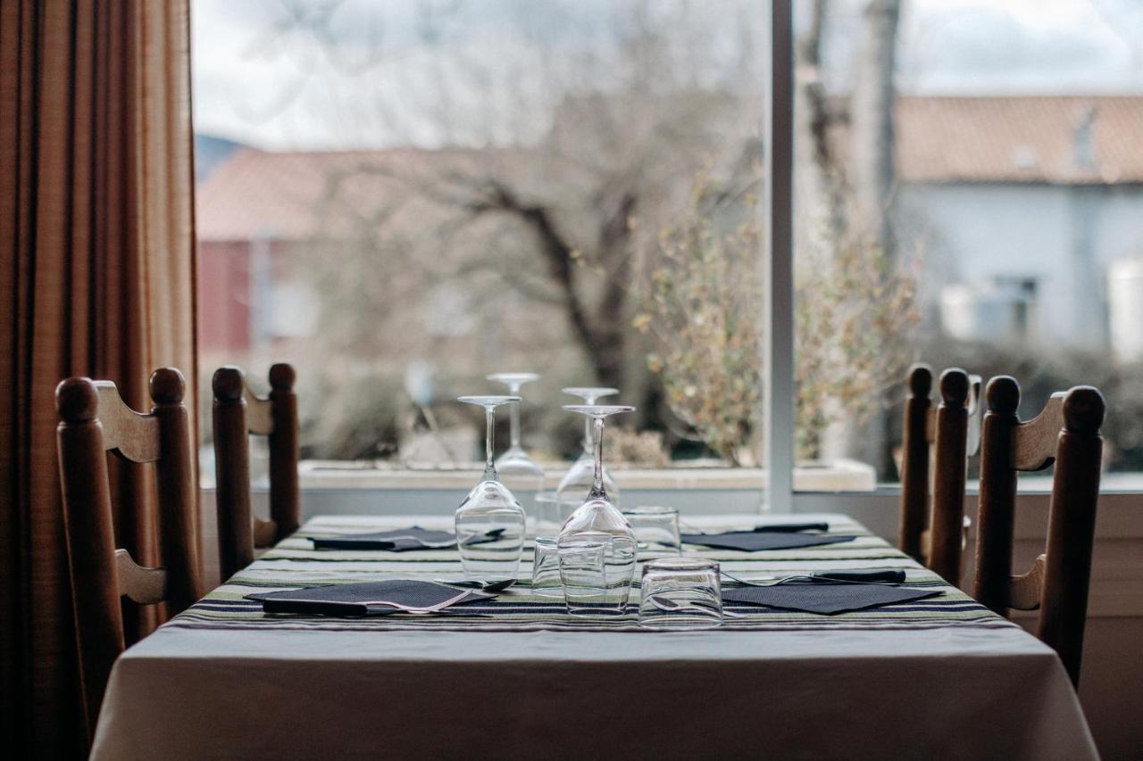 Logis Hotel Restaurant Espelletenia Larceveau-Arros-Cibits Екстер'єр фото