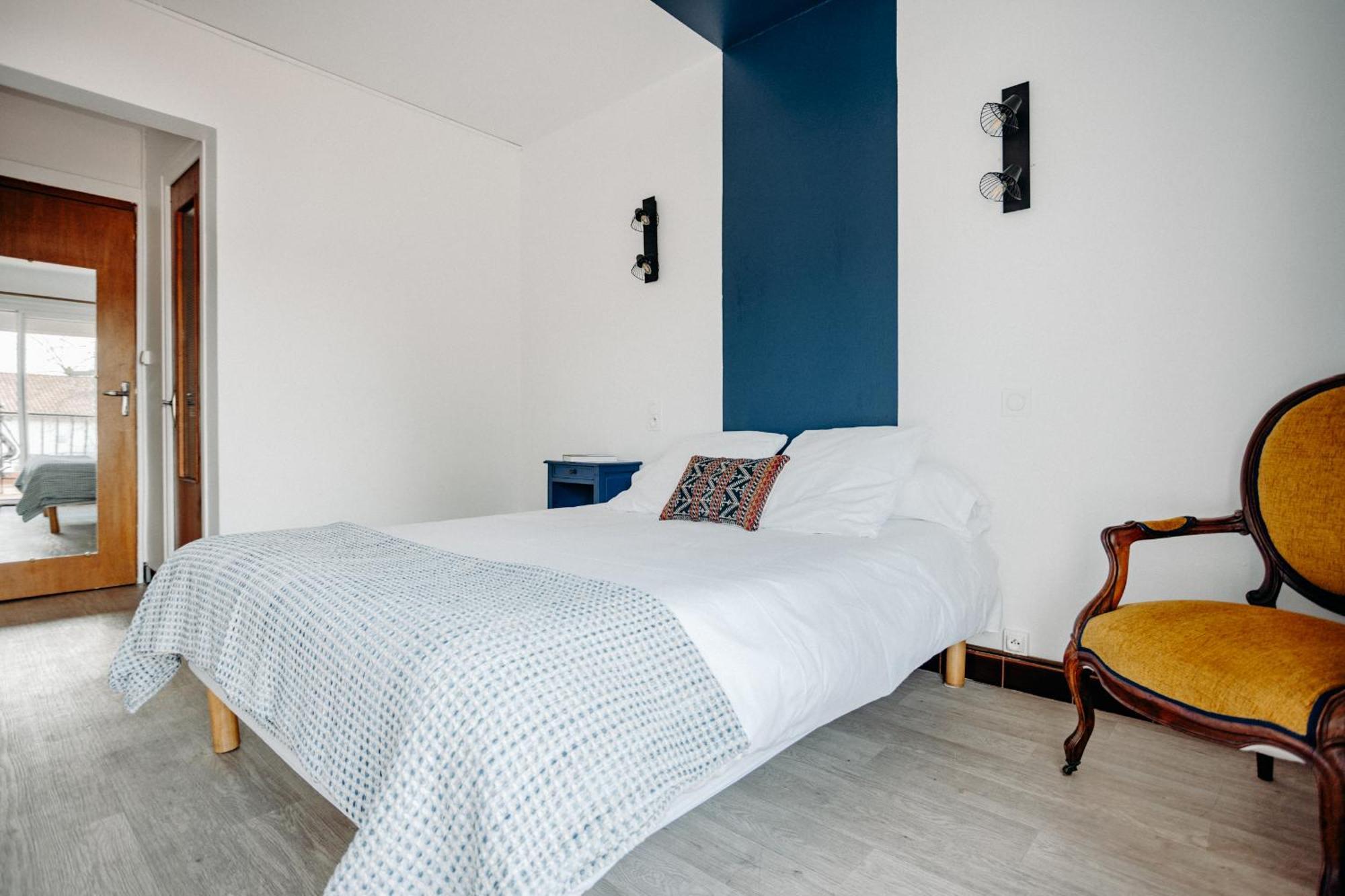 Logis Hotel Restaurant Espelletenia Larceveau-Arros-Cibits Екстер'єр фото