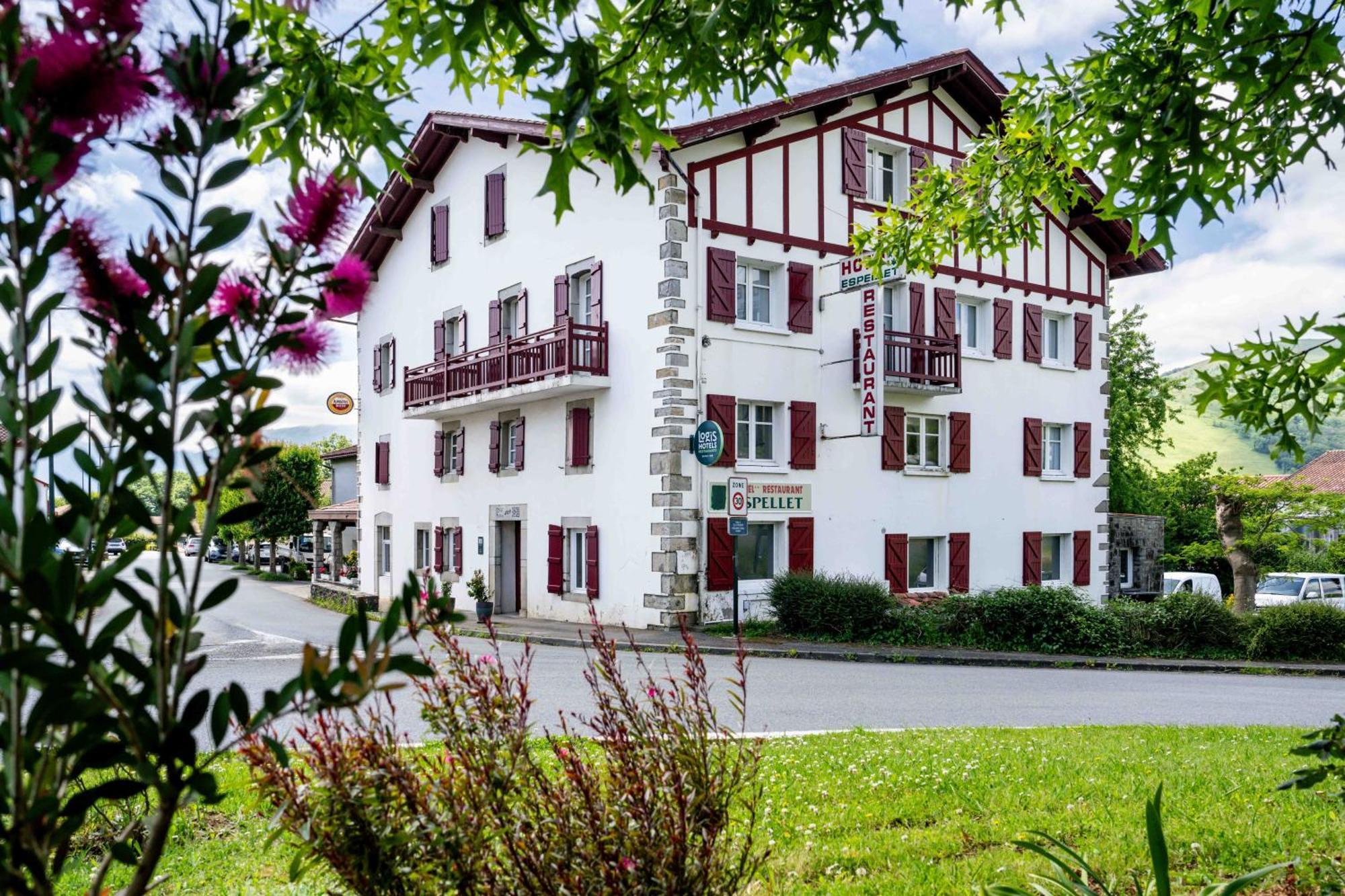Logis Hotel Restaurant Espelletenia Larceveau-Arros-Cibits Екстер'єр фото